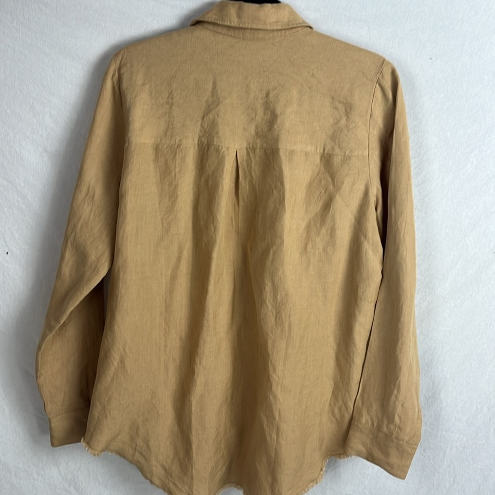 How me your mumu medium oversized button up - Picture 7 of 8